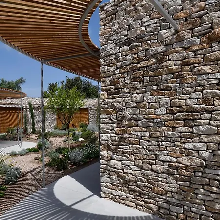 A Speranza Avec Piscine Privative Chauffee Hotel 5*